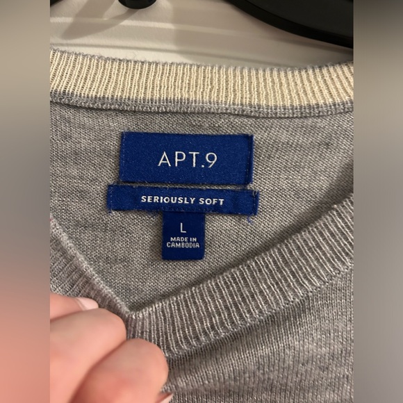 Men’s Apt 9 (Kohls) soft striped casual sweater size large - Picture 2 of 5